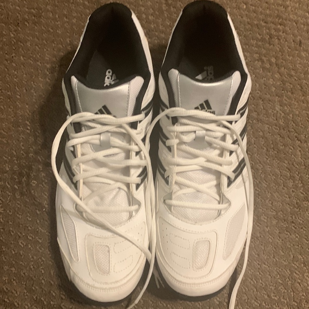 Adidas Tennis shoes